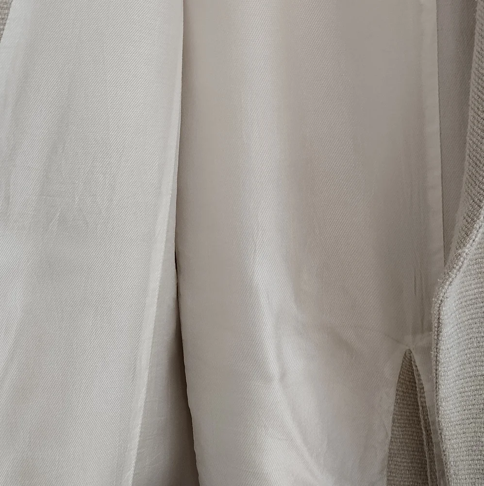 Zara Cream Colored Blazer - Picture 6 of 12